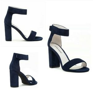 Jeffrey Campbell Lindsay Block Heel Pump Sandals Elegant Navy Blue Heels